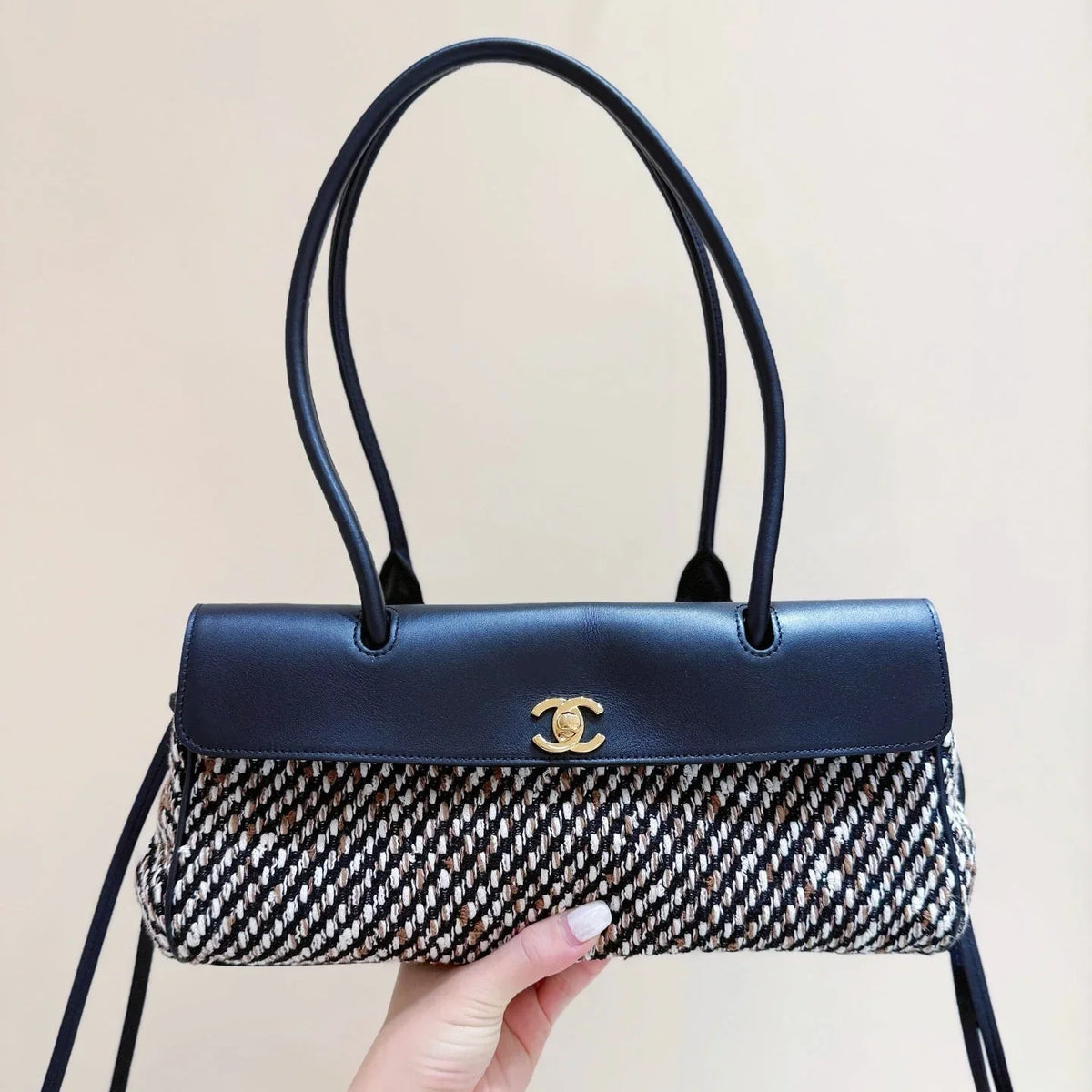 Chanel 2026 "Urban Essential" East West Bag Black Tweed Calfskin 354066