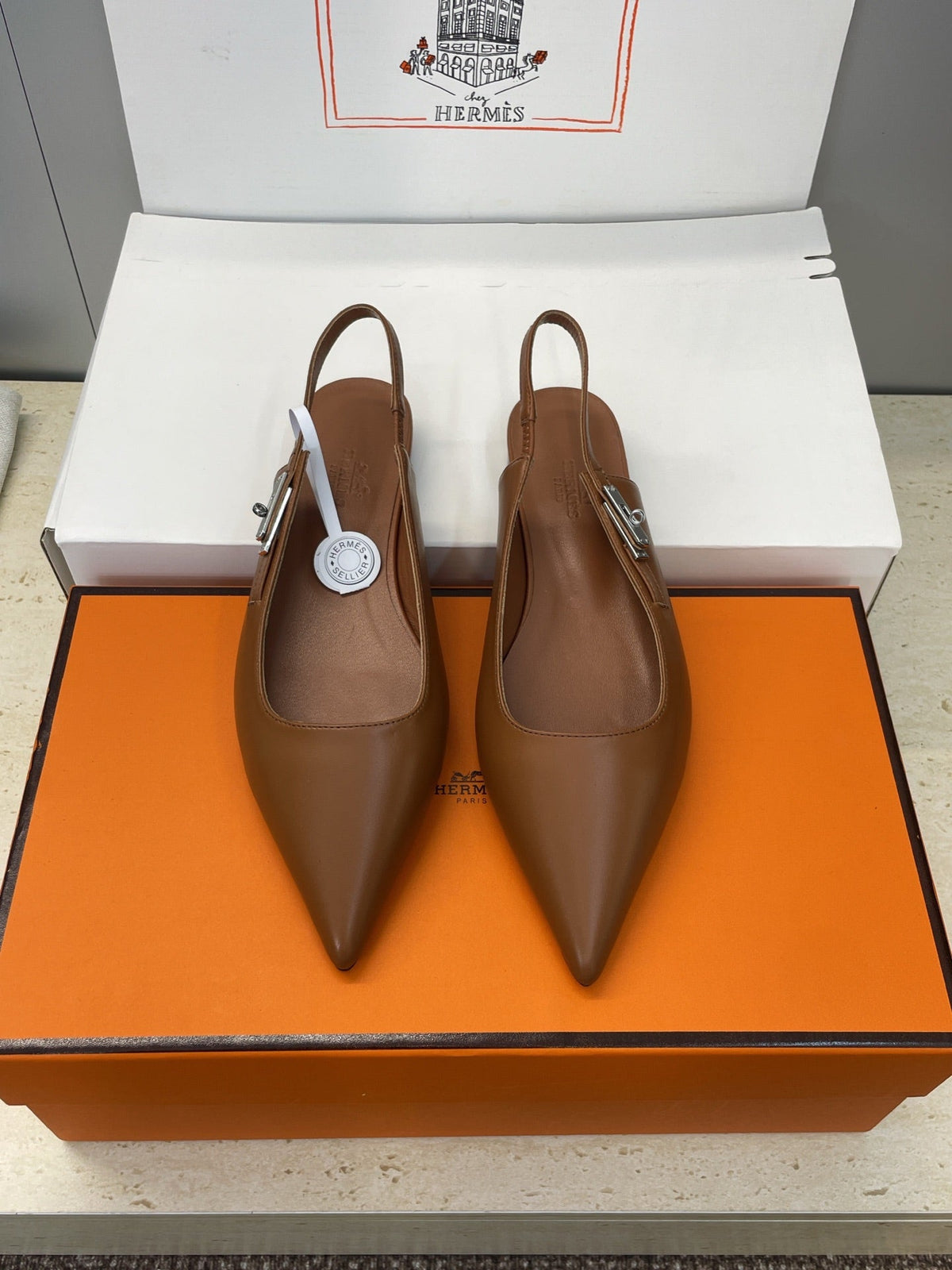 HM 26ss Slingback Flat Brown Calfskin 607275