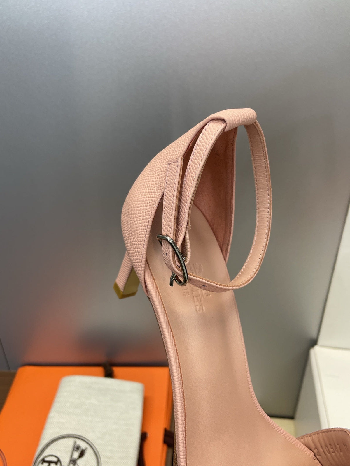 HM 26ss High Heel Sandals 70 Light Pink Cowhide 607118
