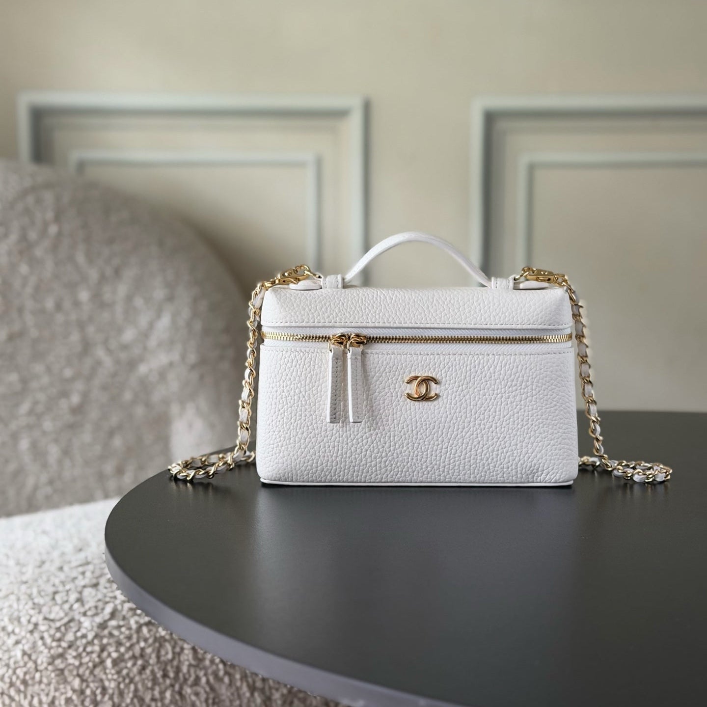 CC 26s Vanity Bag 19.5cm White Cowhide