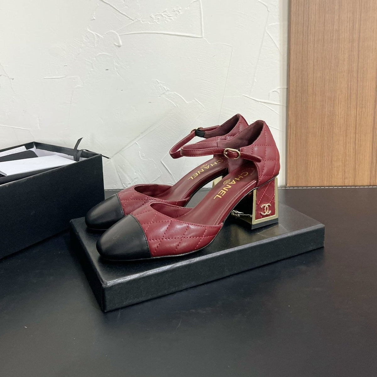 CC Mary Janes 55mm In Burgundy Mix Black Quilted Lambskin  949763