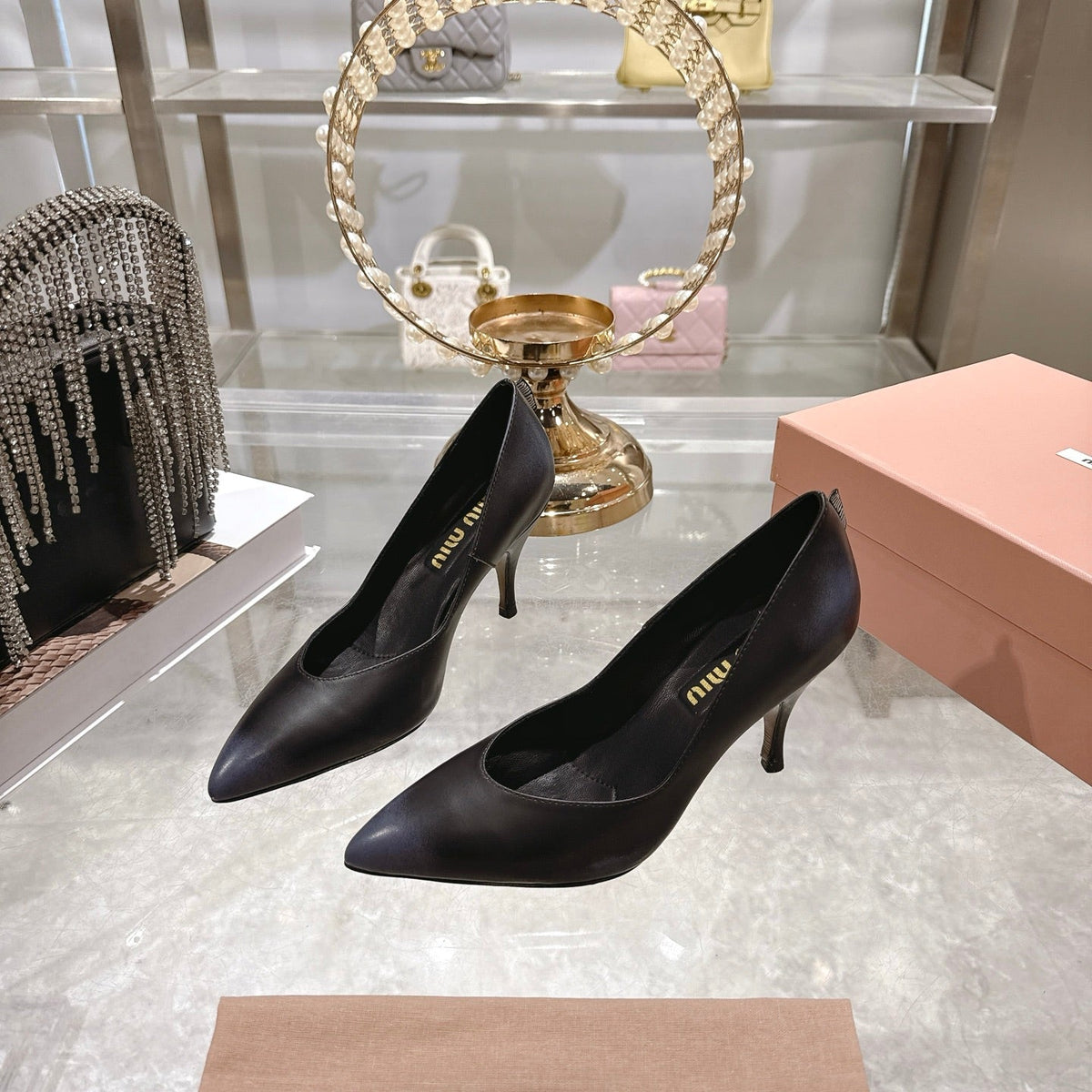 Miu High Heel Pumps Black Sheepskin 592078