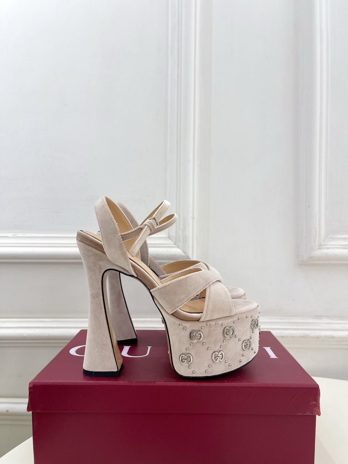GG Janaya Platform Sandals 15.5cm Pale Taupe Suede 891839