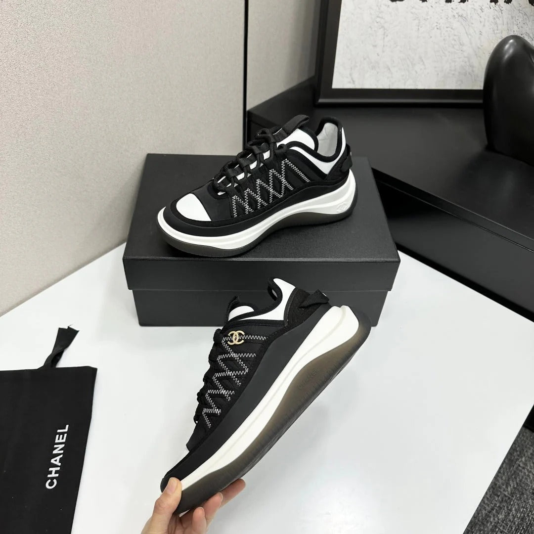 CC 26s Casual Sneakers Black Fabric Cowhide 626371