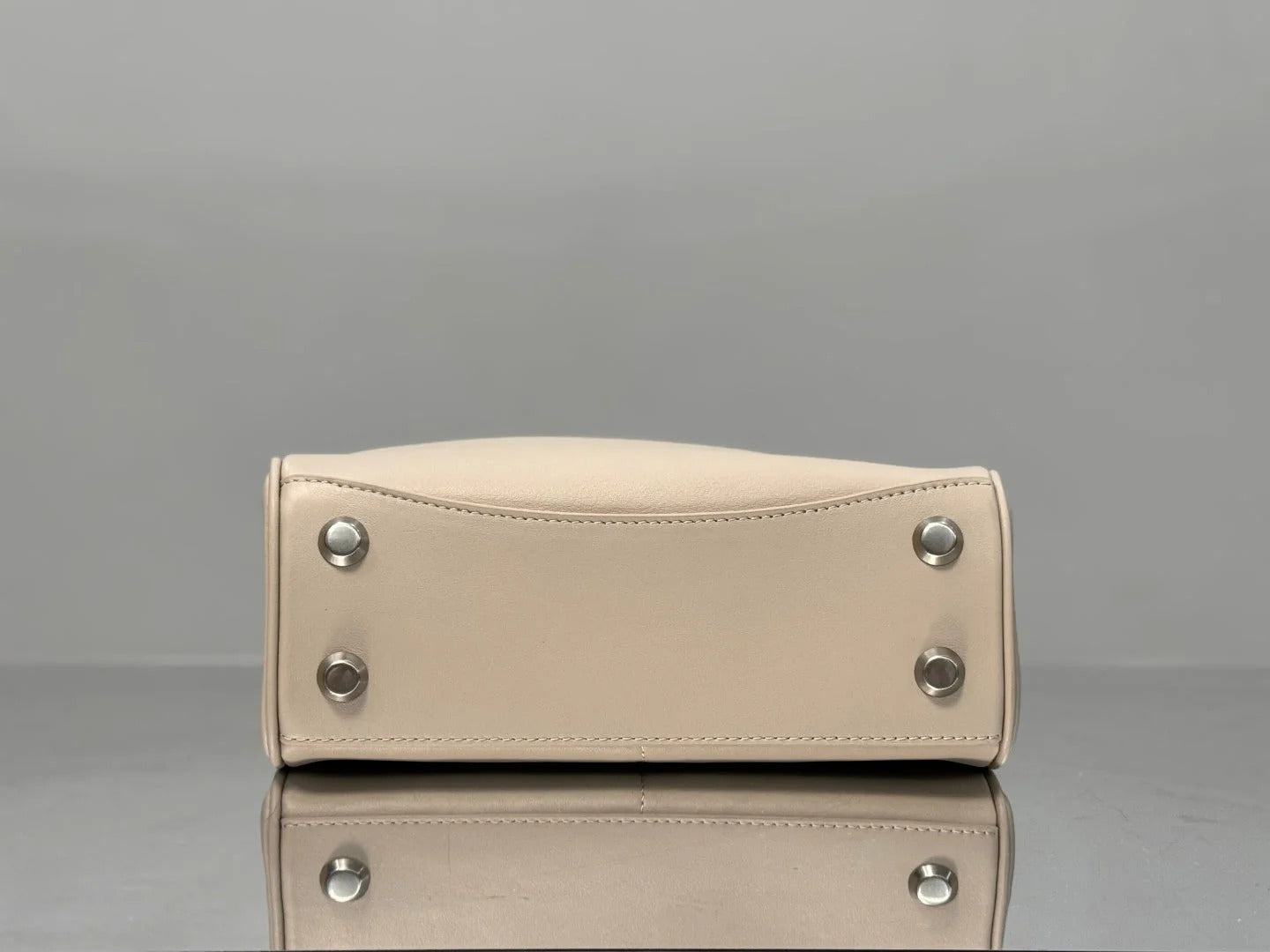 Balenciaga Mini Bag 22 Beige Calfskin Sliver Hardware