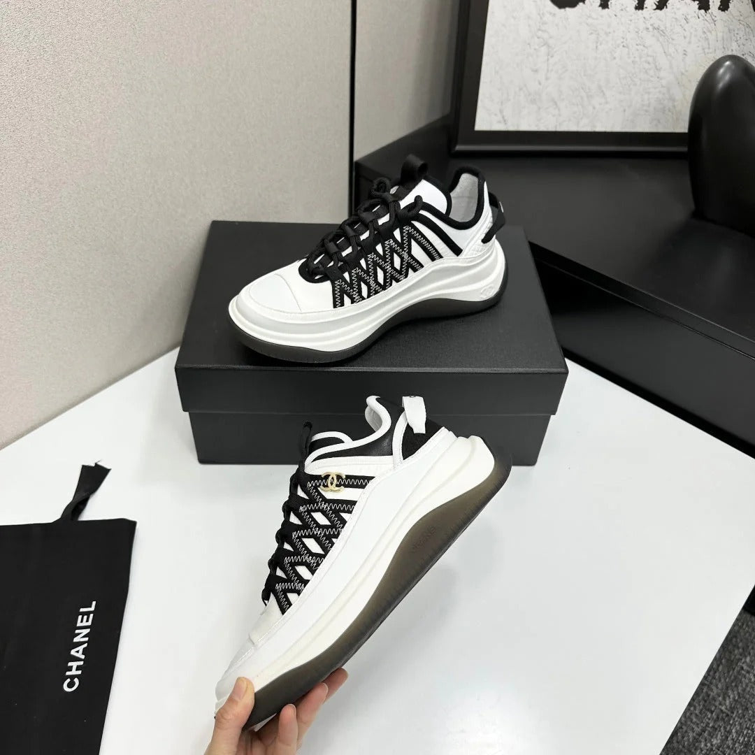 CC 26s Casual Sneakers White Black Fabric Cowhide 626370