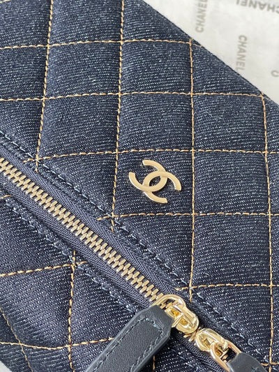 Chanel 2026 Vanity Bag 19.5cm Blue Denim Leather