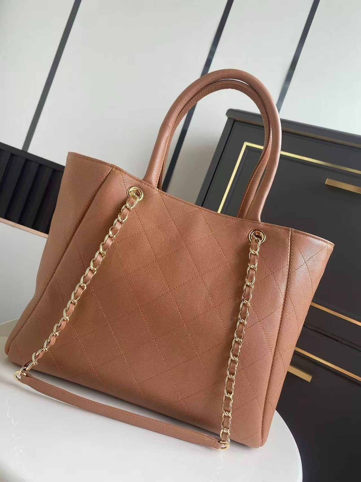 CC 2026 Shopping Bag 39cm Brown Grained Calfskin