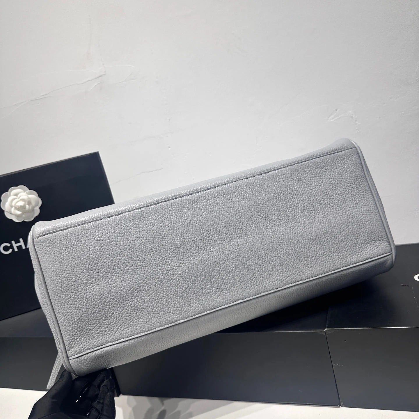 Chanel 2026 Large Shopping Bag 43cm Light Grey Grained Calfskin 363705