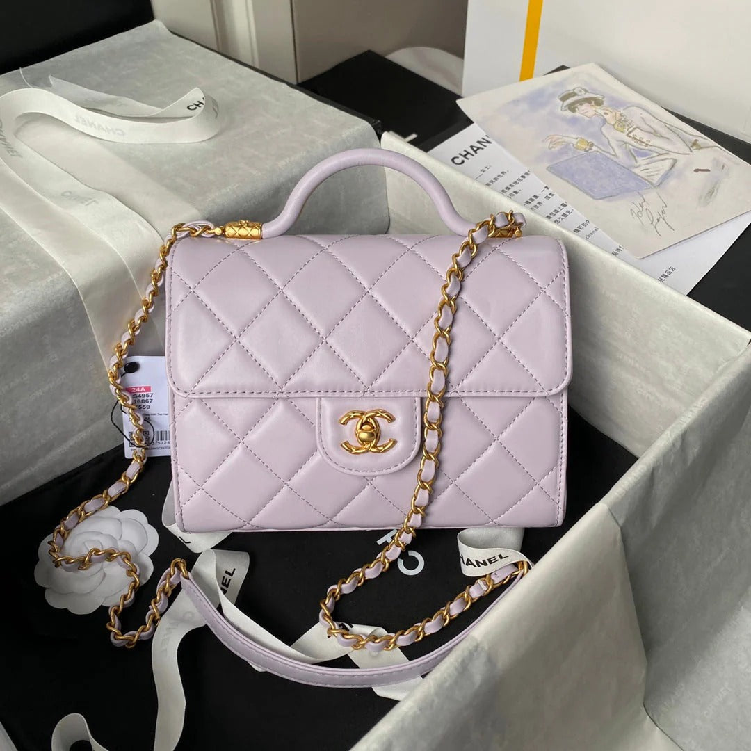 CC  25S FLAP BAG 21 CM IN LIGHT PURPLE LAMBSKIN WITH TOP HANDLE