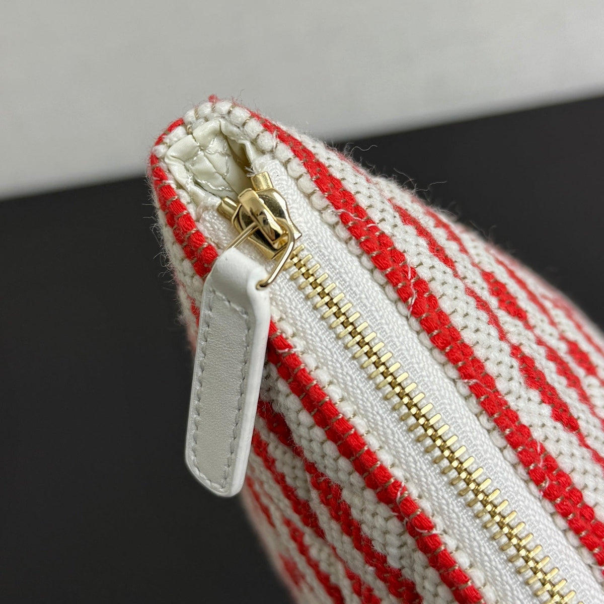 Chanel 26 Woven Clutch 19 White Red Canvas