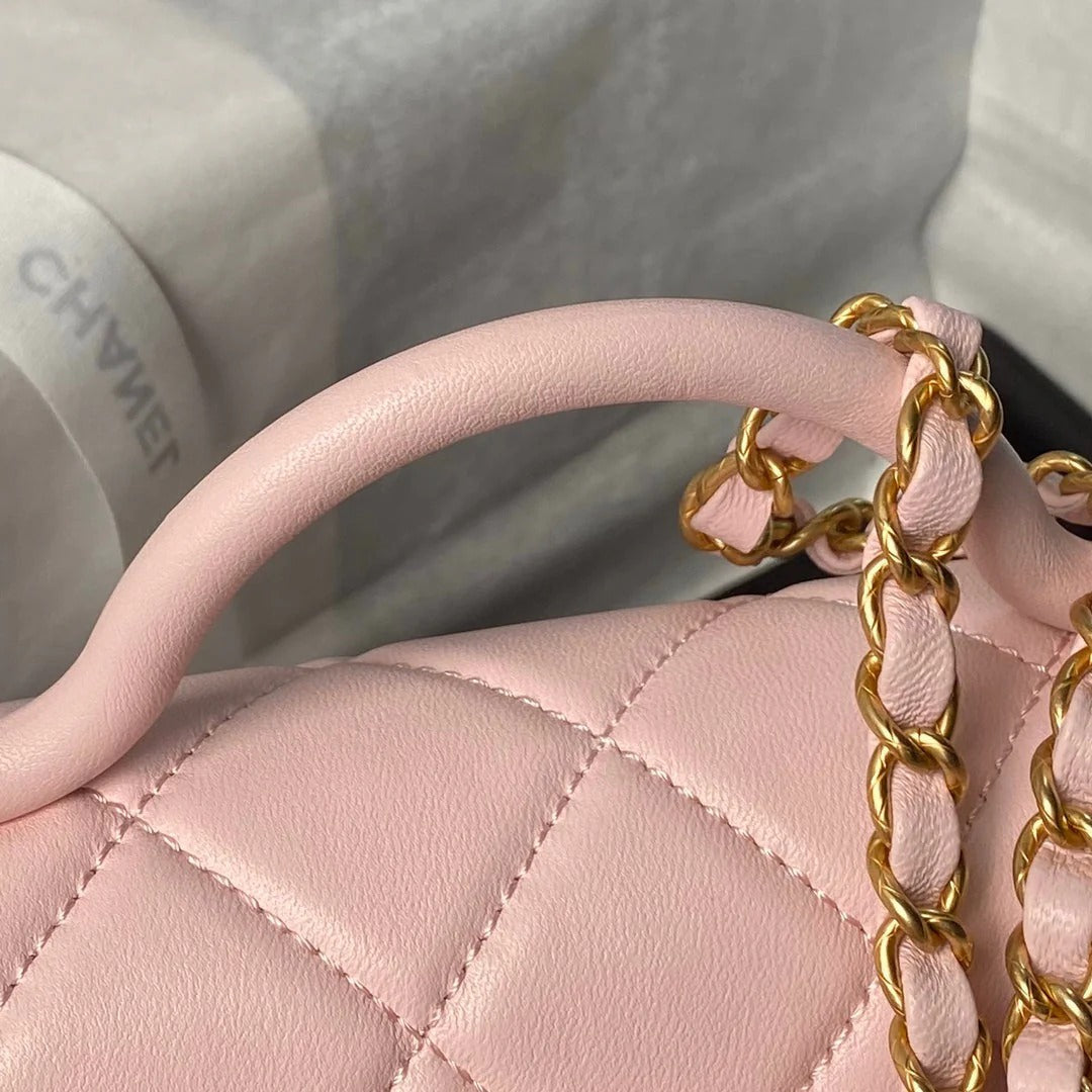 CC  25S FLAP BAG 21 CM IN LIGHT PINK LAMBSKIN WITH TOP HANDLE