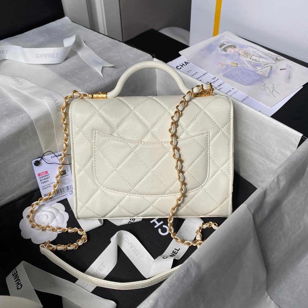 CC  25S FLAP BAG 21 CM IN CREAM WHITE GRAINED LAMBSKIN WITH TOP HANDLE