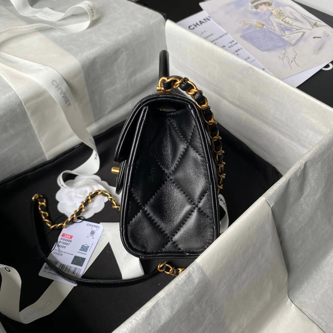 CC  25S FLAP BAG 18 CM IN BLACK LAMBSKIN WITH TOP HANDLE
