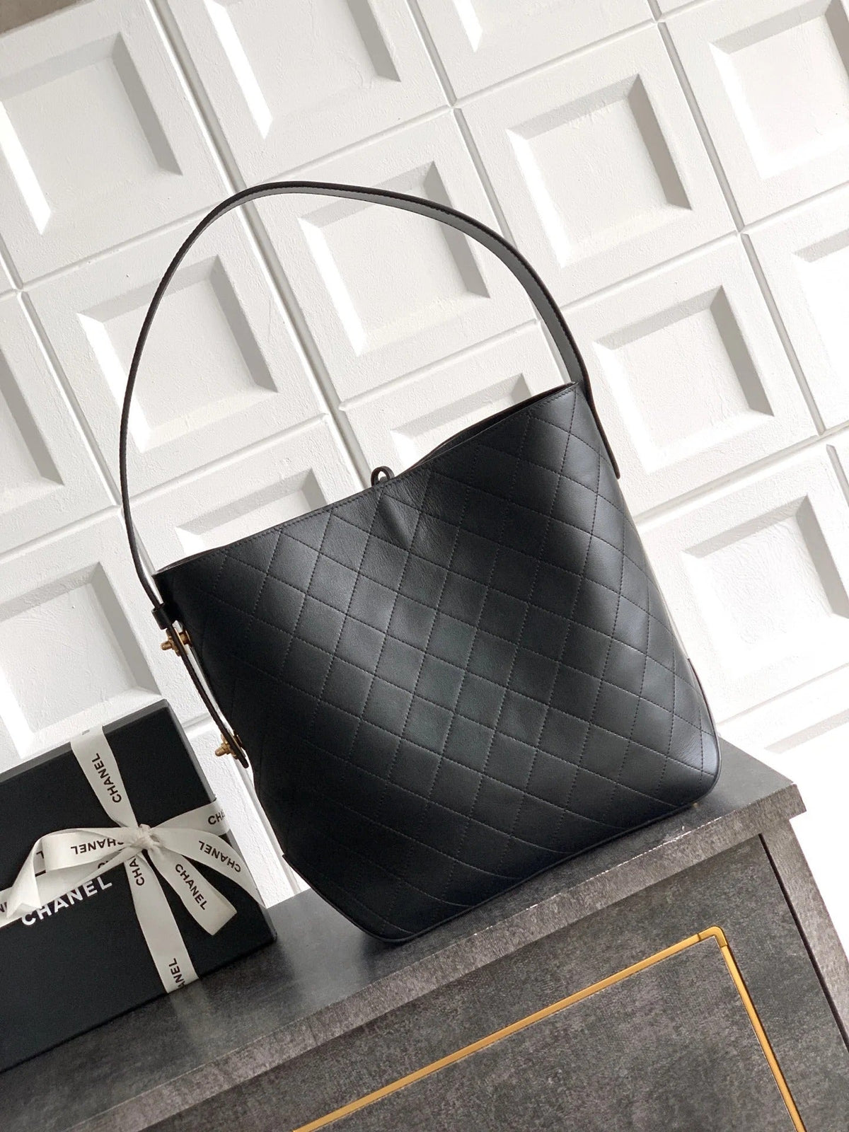 Chanel 2026 Bag 32cm Black Calfskin 331125