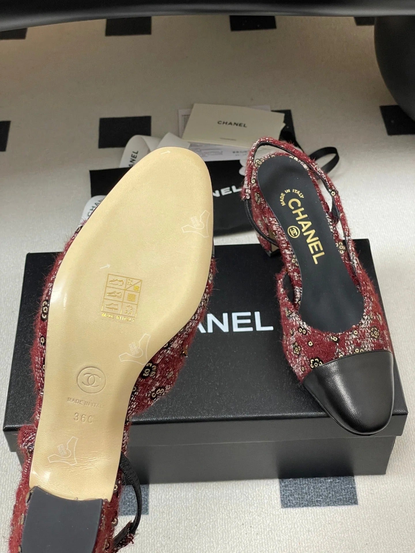 CC 26s Slingback 65 Dark Red Black Tweed Sheepskin 649423