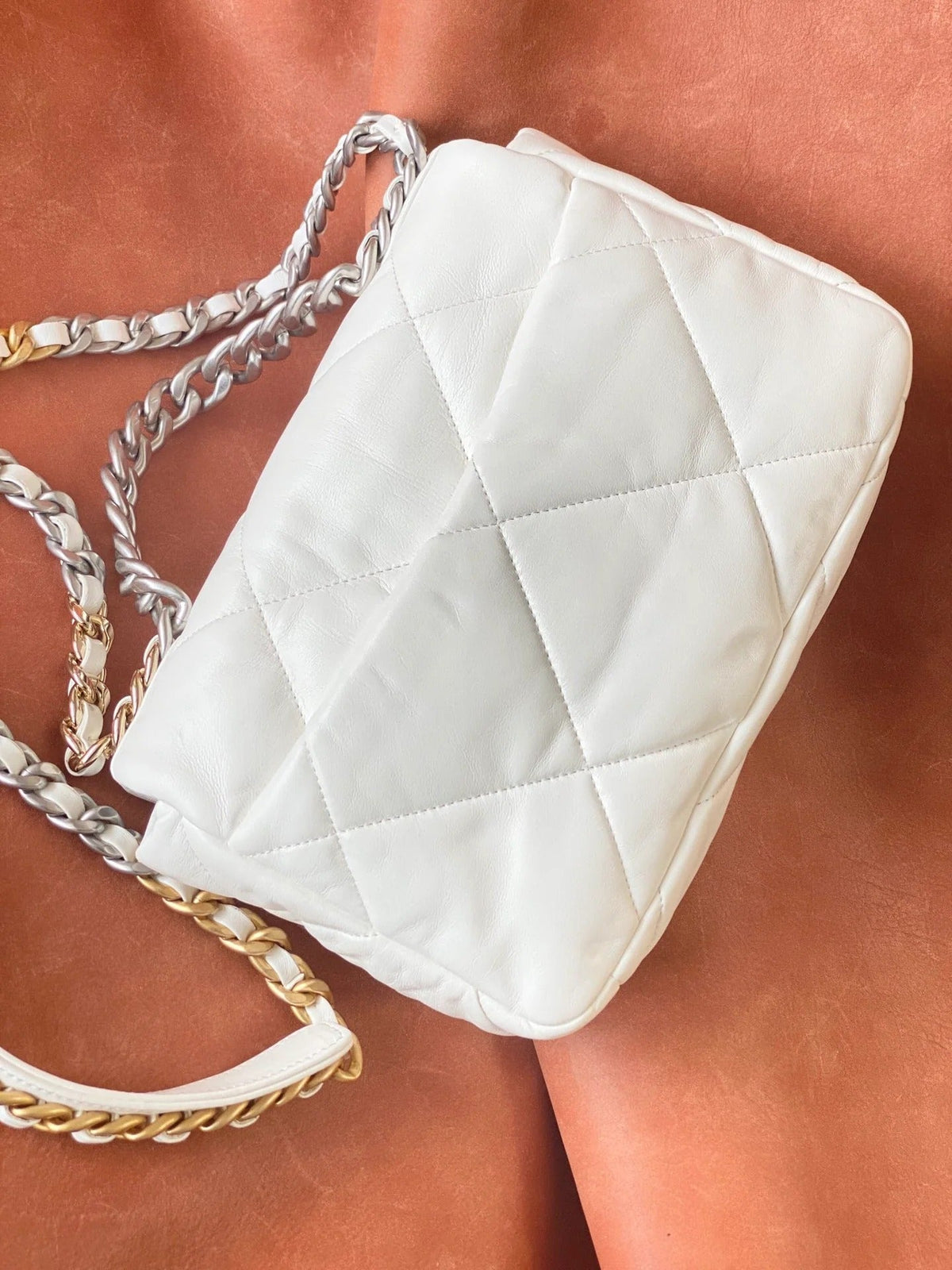 Chanel 2026 Flap Bag 26cm White Lambskin With Silver Hardware